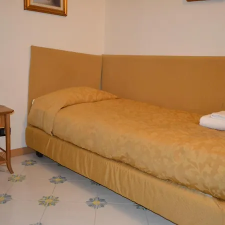 Gatto Bianco Le Dimore Μπάρι