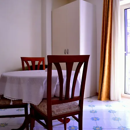 Guest house Gatto Bianco Le Dimore 3*