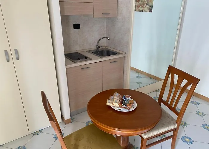 ゲストハウス Gatto Bianco Le Dimore 3*