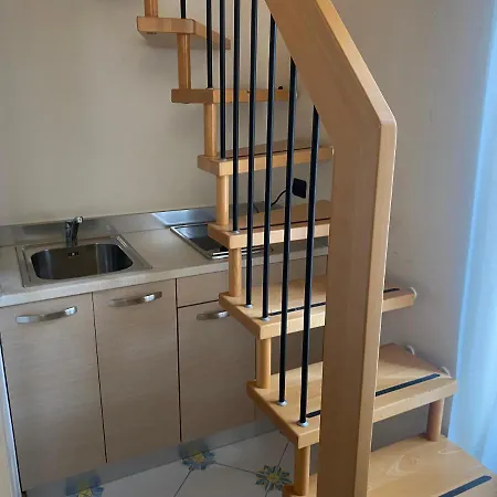 Gatto Bianco Le Dimore