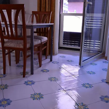 Gatto Bianco Le Dimore