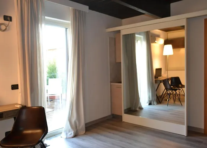 Gatto Bianco Le Dimore Bari