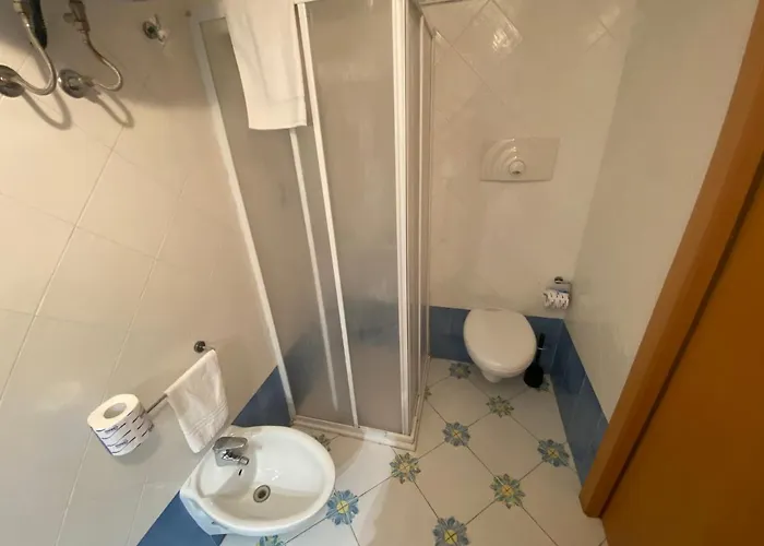 Gatto Bianco Le Dimore Bari